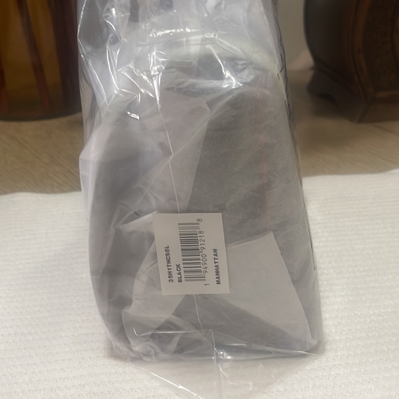 MICHAEL KORS OUTLET - Picture 6 of 6